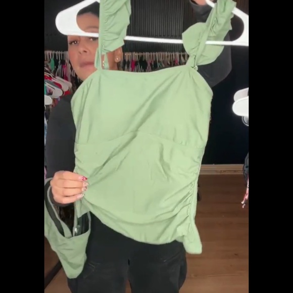 Green Ruffled One-Piece Swimsuit - Picture 2 of 2